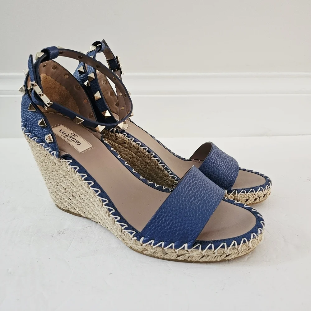 NEW Valentino Garavani Rockstud Strappy Espadrille Wedge Sandals Size EU 41 - Picture 2 of 9